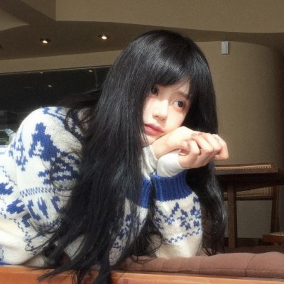小犬与女孩